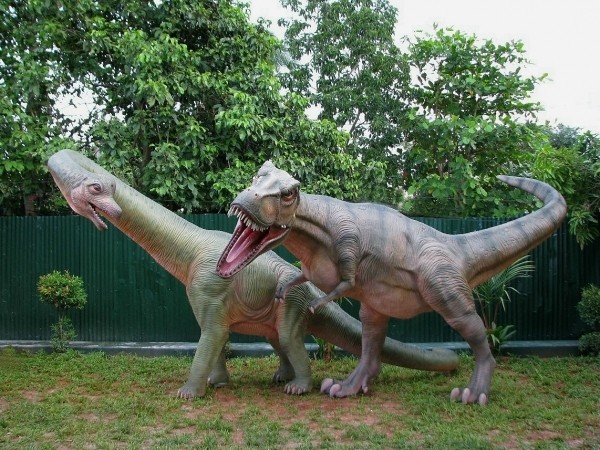 Dinosaurier Brachiosaurus und Tyrannosaurus