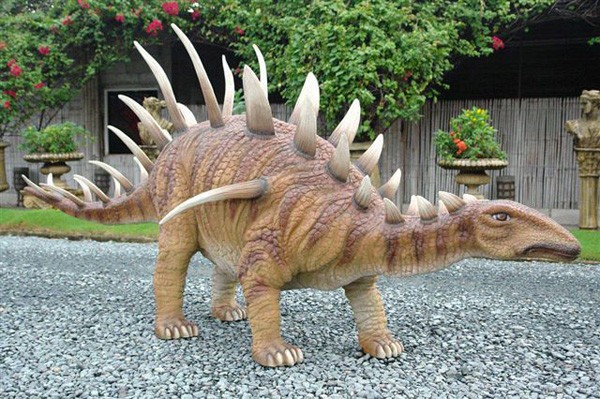 Kentrosaurier