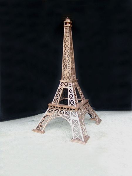 Originale Nachbildung des Eiffel Turms