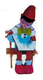 Pinocchio sitzend auf Bank mit Buch