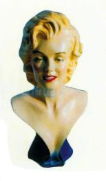 Marilyn Monroe als sexy Büste