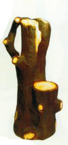 abgesägter Baumstumpf als Sitz