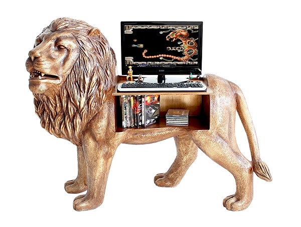 Goldener Löwe Computertisch