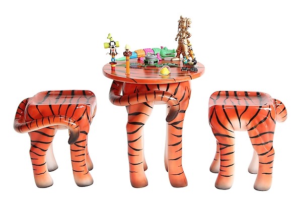 Tisch mit 2 Hockern Tiger für Kinder