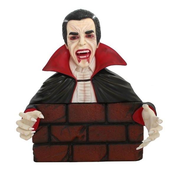 Dracula hinter Mauer