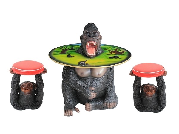 Gorillatisch mit Affenhockern