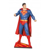 Superman Classics Statue - DC Comics Life-Size