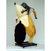 Affe auf Banane mit Display