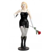 Marilyn in Schwarz mit Rose und Mikro
