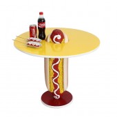 Hot Dog Tisch