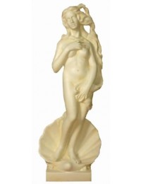 Antike Frauenfigur stehend in Muschel