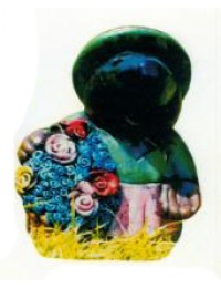 Maulwurffrau mit Blumenstrauß