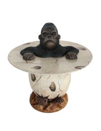 Mürrischer Gorilla im Ei Tisch