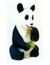 Pandabär sitzt und isst Bambus