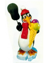 großer Pinguin mit Eistüte und Angebotstafel