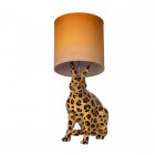 Hase im Leopardenlook als Stehlampe