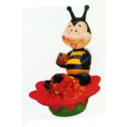 vollgefutterte Biene sitzt auf Blüte als Pflanztopf rot