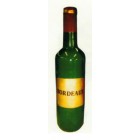 grüne große Flasche Bordeaux Wein