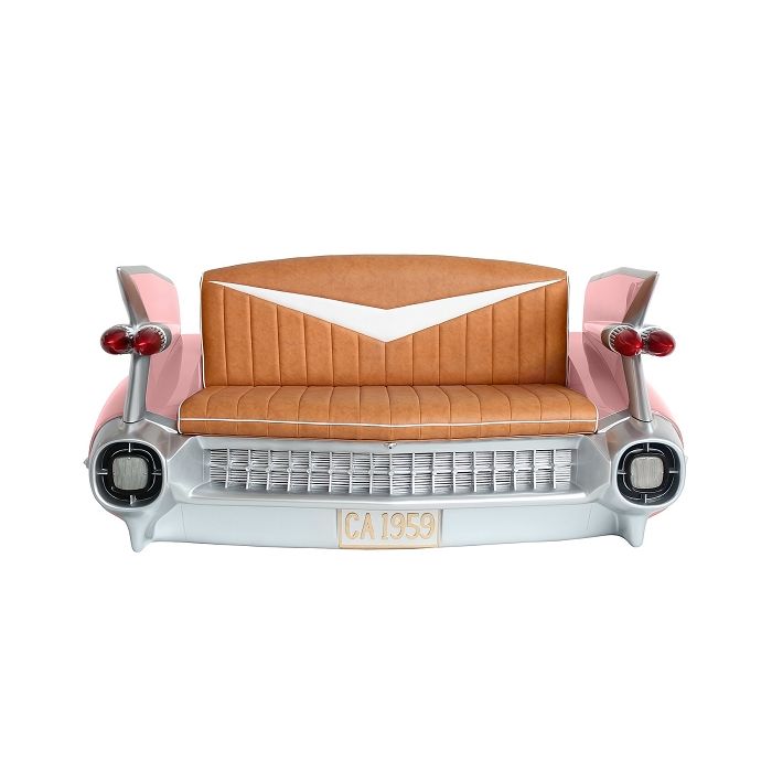 Sofa Cadillac Rosa mit braunem Polster lebensgroß Sitzmöglichkeit