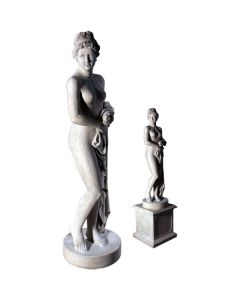 Venus mit Apfel in der Hand lebensgroß