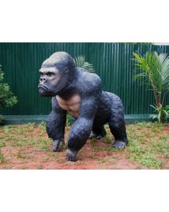 Schwarzer Gorilla lebensgroß