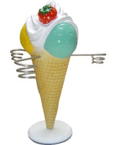 Kugeleis mit Sahne und Erdbeere Eistütenhalter vergrößert