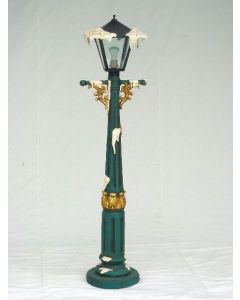 antike Weihnachtslampe verkleinert