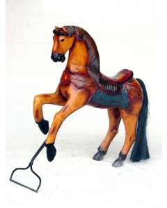 Pferd auf Ständer klein verkleinert