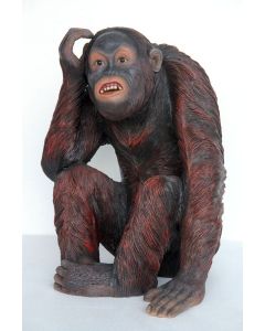 Orang-Utan sitzend lebensgroß