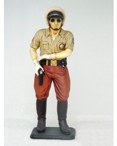 Policeman mit Waffe klein verkleinert