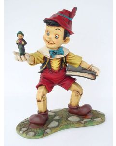 Pinocchio stehend lebensgroß