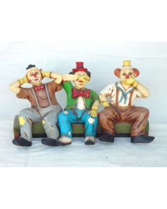 Clowns auf Bank verkleinert
