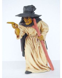 Hexe stehend klein verkleinert
