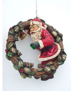 Weihnachtsmann im Adventskranz klein verkleinert