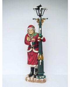 Weihnachtsfrau an Laterne verkleinert
