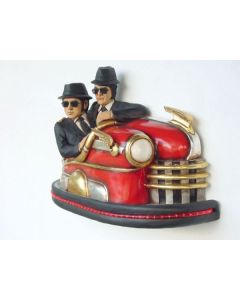 Autoscooter mit Blues Brothers cool lebensgroß