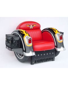 Motorradsessel lebensgroß
