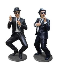 mittlere Blues Brothers performen verkleinert