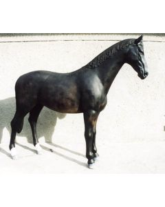 Pferd schwarz lebensgroß