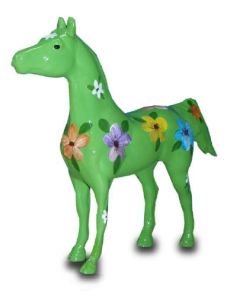 Modernes Pferd mit dekorativer Blumenbemalung grün lebensgroß