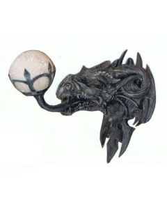 Drachenwandlampe mit Kugelglas verkleinert