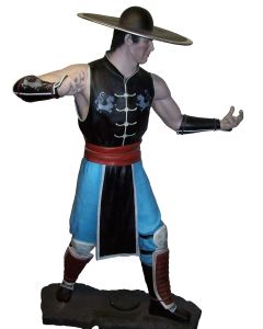 Kung Lao - Mortal Combat GEBRAUCHT lebensgroß