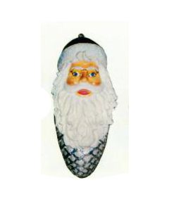 Tannenzapfen mit Weihnachtsmanngesicht vergrößert