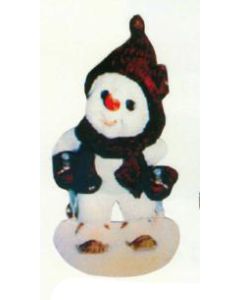 kleiner Schneemann mit Schal und Mütze verkleinert