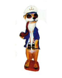 Erdmännchen klein als Seemann Kapitän lebensgroß
