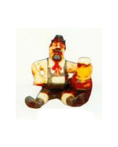 lustiger Bayer sitzend mit Bierglas verkleinert