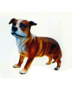 Bulldog stehend lebensgroß