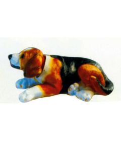 Beagle liegend lebensgroß