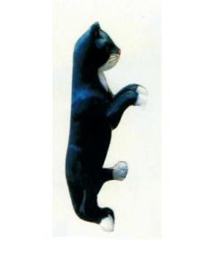 Katze hängend am Zaun lebensgroß