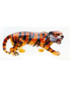 kleiner schleichender Tiger verkleinert
